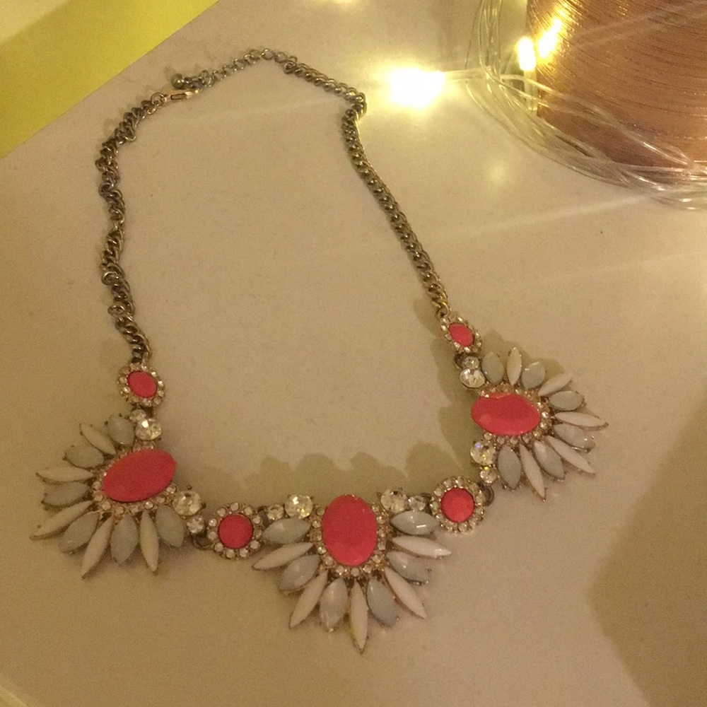 Spring Statement Necklace Sale 🌸